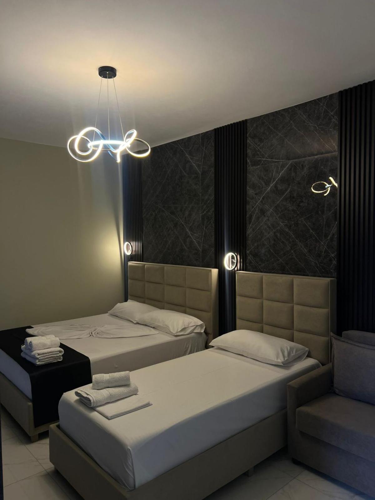 Wg Hotel คซามิล ภายนอก รูปภาพ